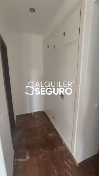 Inmueble en Avenida Alcalde Luis Uruñuela, SEVILLA