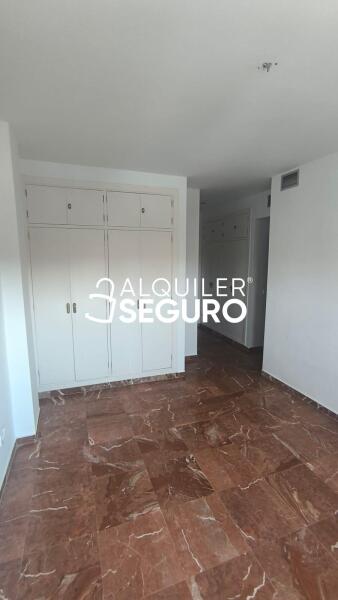 Inmueble en Avenida Alcalde Luis Uruñuela, SEVILLA
