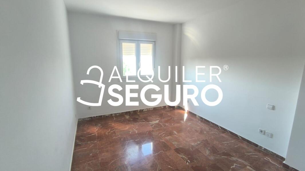 Inmueble en Avenida Alcalde Luis Uruñuela, SEVILLA