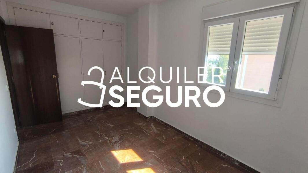 Inmueble en Avenida Alcalde Luis Uruñuela, SEVILLA