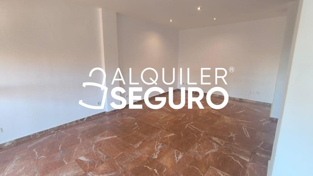 Inmueble en Avenida Alcalde Luis Uruñuela, SEVILLA