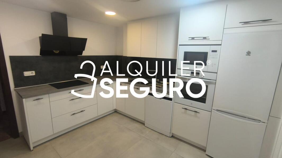 Inmueble en Avenida Alcalde Luis Uruñuela, SEVILLA