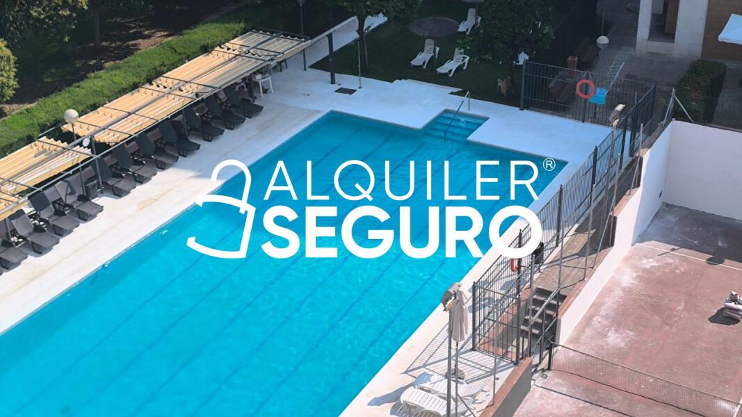 Inmueble en Avenida Alcalde Luis Uruñuela, SEVILLA