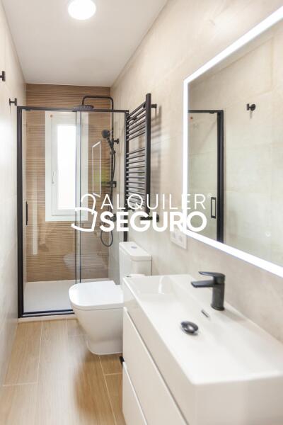 Inmueble en Plaza Angel Carbajo , MADRID